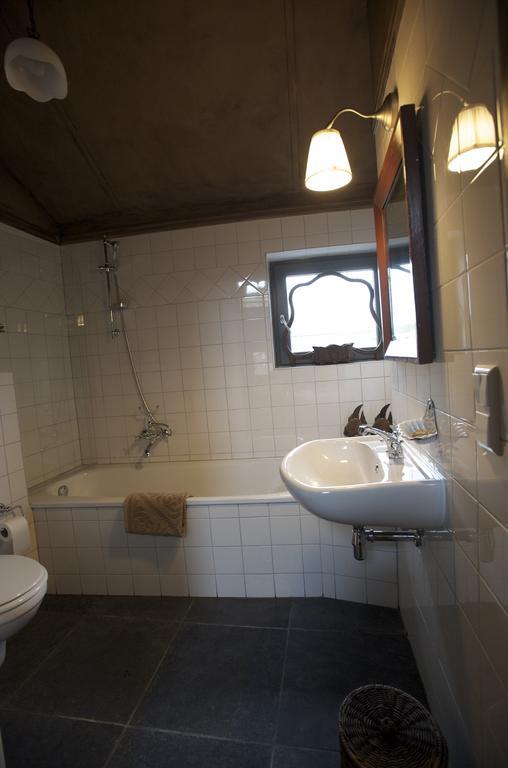 Breusjterhofke Bed & Breakfast ไอส์เดอ ภายนอก รูปภาพ